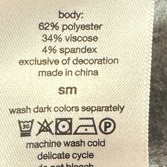 NWT Pajamagram Women's Red and Gray "Loved" Hooded Sweatshirt Top Size Small - Picture 8 of 8